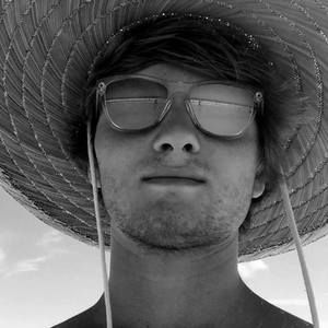 Meet your Posher, Chase